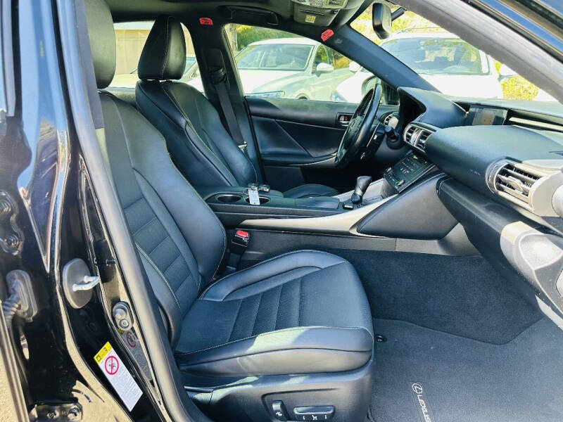 2016 Lexus IS 200t