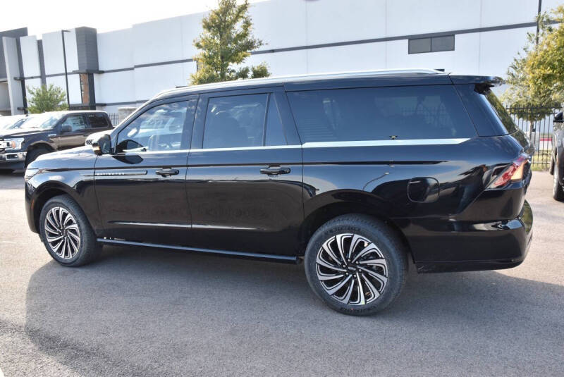 2025 Lincoln Navigator L Black Label