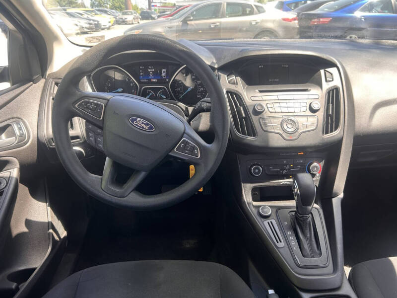 2017 Ford Focus SE