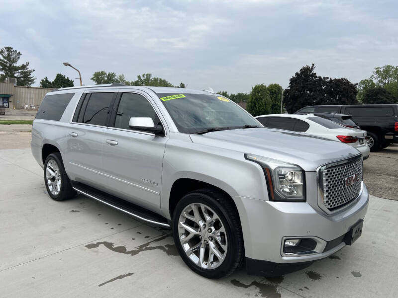 2017 GMC Yukon XL Denali