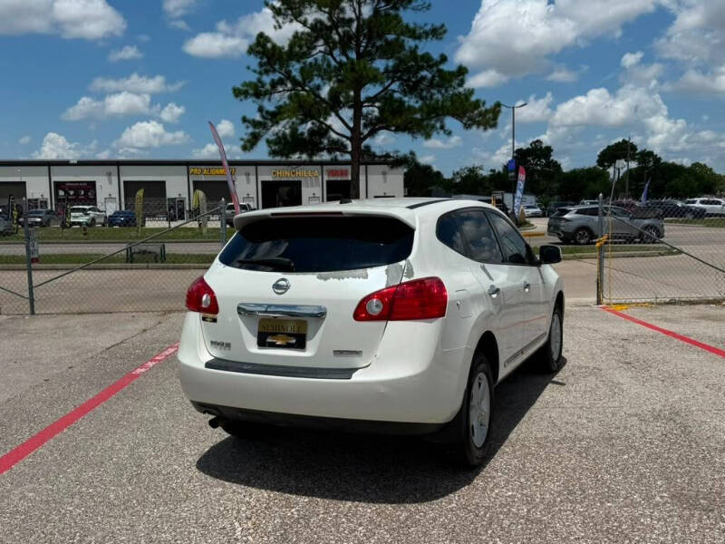 2013 Nissan Rogue SV