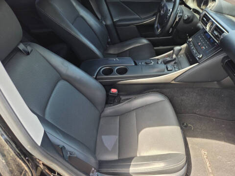 2015 Lexus IS 250