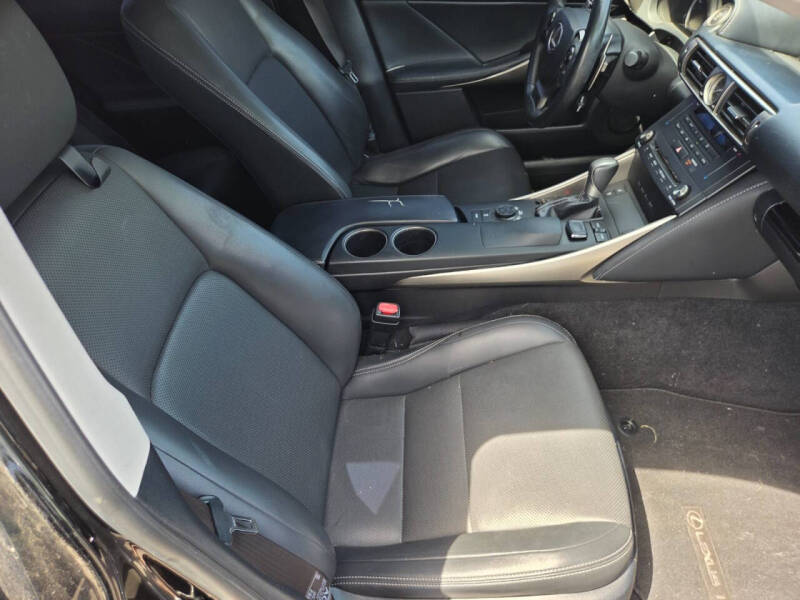 2015 Lexus IS 250