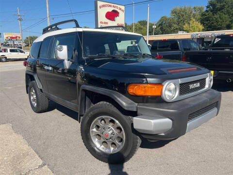 2013 Toyota FJ Cruiser for sale at GLADSTONE AUTO SALES    GUARANTEED CREDIT APPROVAL - GLADSTONE AUTO SALES GUARANTEED CREDIT APPROVAL in Gladstone MO