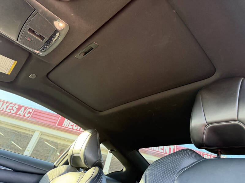 2017 Infiniti Q60 Red Sport 400