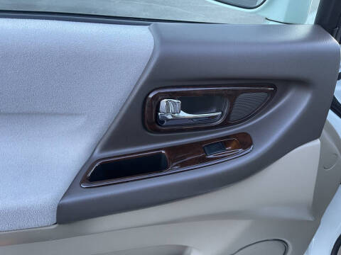 2000 Nissan Presage