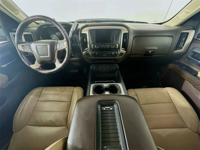 2017 GMC Sierra 2500HD Denali