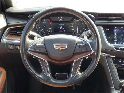 2020 Cadillac XT5 Sport