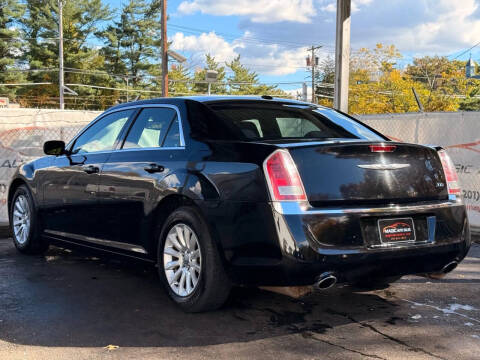 2012 Chrysler 300