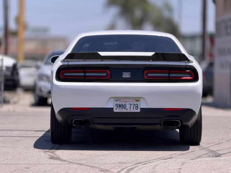 2017 Dodge Challenger