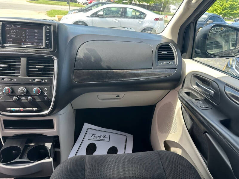 2017 Dodge Grand Caravan SE Plus