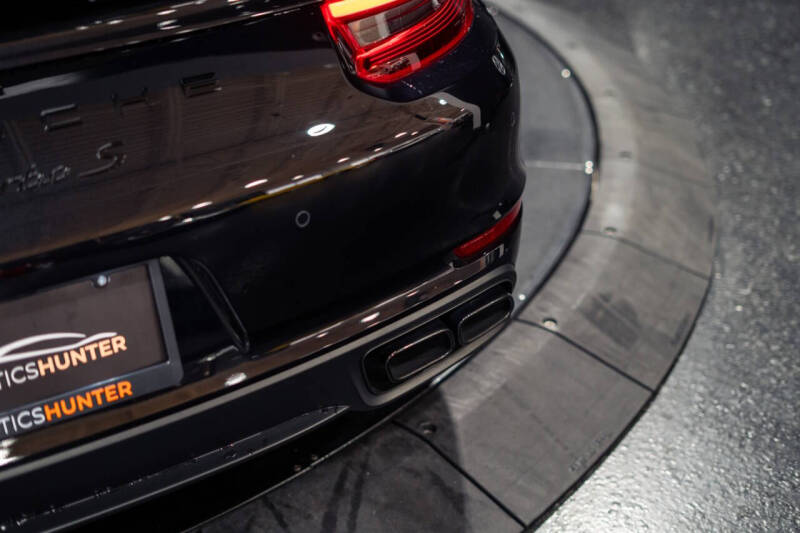 2017 Porsche 911 Turbo S