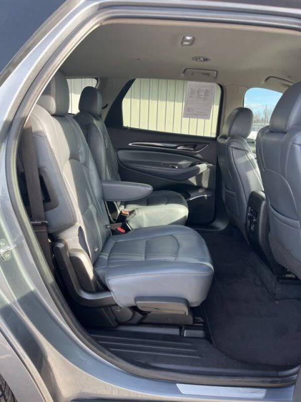 2021 Buick Enclave Essence
