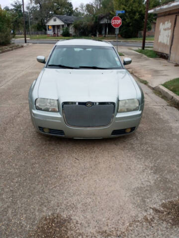 2006 Chrysler 300 for sale at K & J Autoplex LLC in Alexandria LA