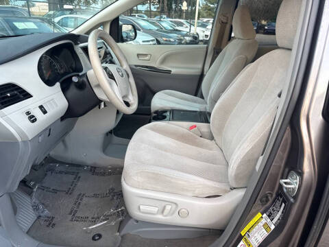 2013 Toyota Sienna