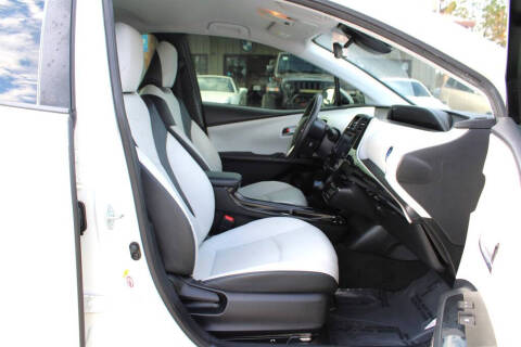 2017 Toyota Prius Three Touring