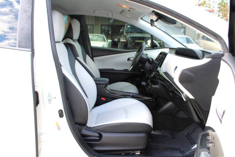 2017 Toyota Prius Three Touring