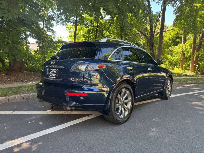 2005 Infiniti FX35
