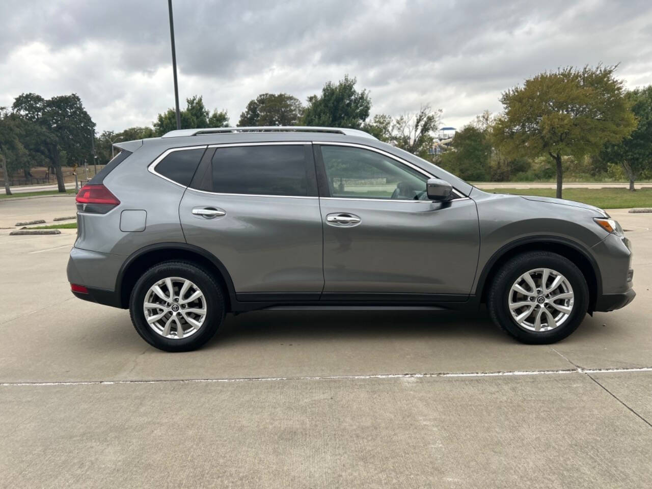 2018 Nissan Rogue for sale at Auto Haven in Irving, TX