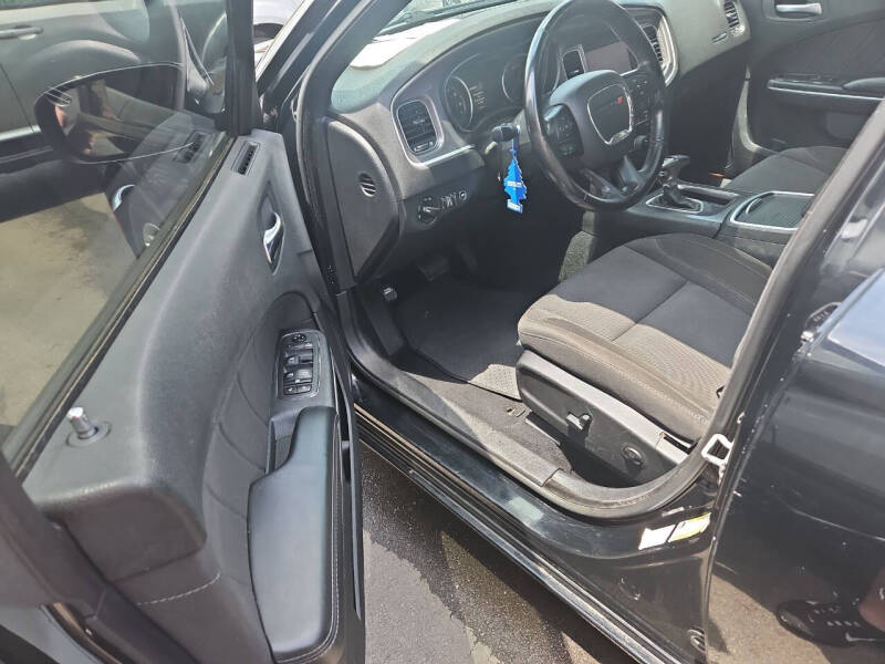 2019 Dodge Charger SXT