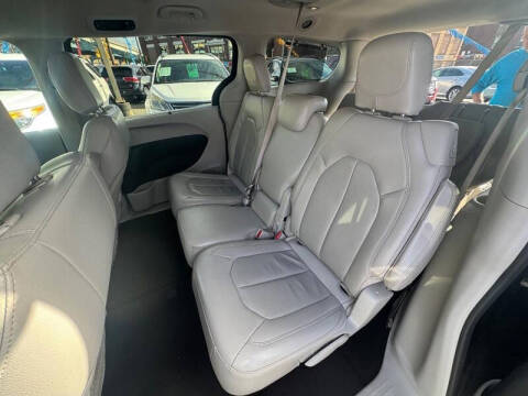 2018 Chrysler Pacifica Touring L