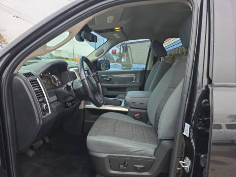 2018 RAM 1500 SLT