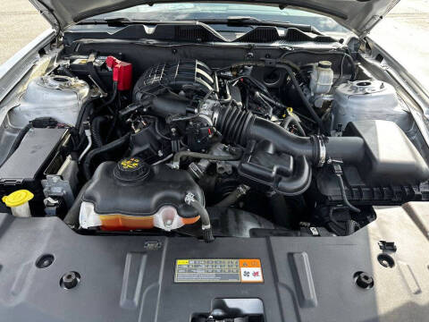 2013 Ford Mustang V6