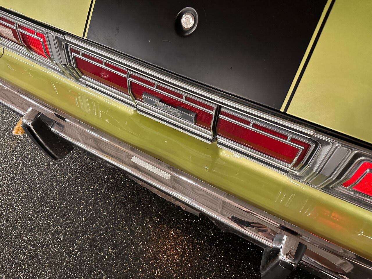 1975 Ford Torino 31