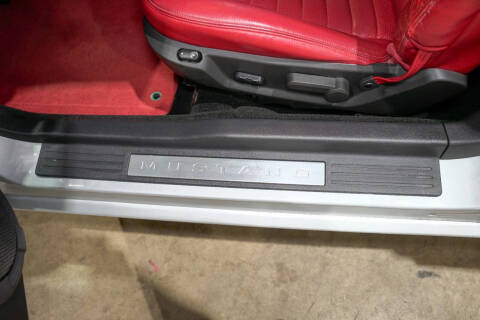 2005 Ford Mustang GT Premium