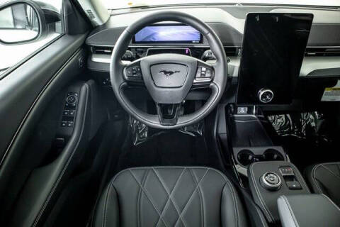 2023 Ford Mustang Mach-E California Route 1