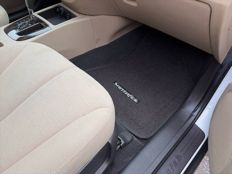 2011 Hyundai Santa Fe GLS