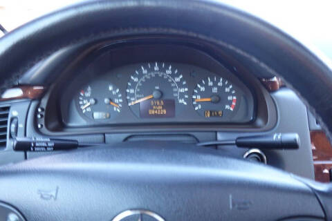 2001 Mercedes-Benz E-Class E 320