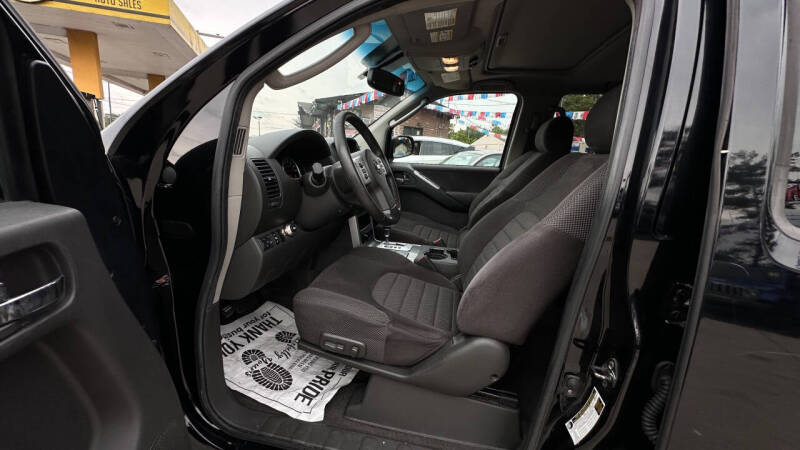 2008 Nissan Pathfinder SE