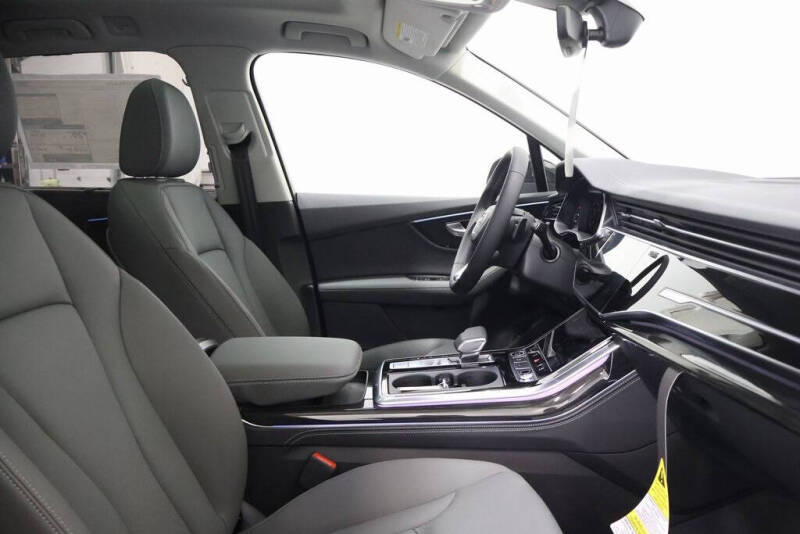 2025 Audi Q7 quattro Premium Plus 55 TFSI