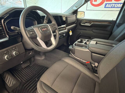 2026 GMC Sierra 1500 Elevation Standard