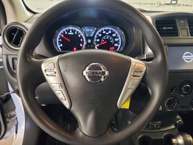 2019 Nissan Versa SV
