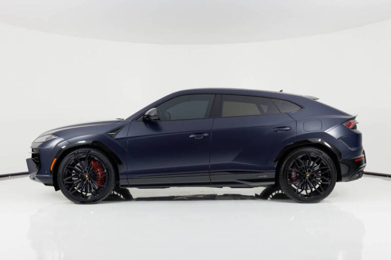 2025 Lamborghini Urus SE