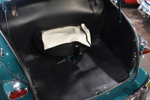 1947 Ford Super Deluxe