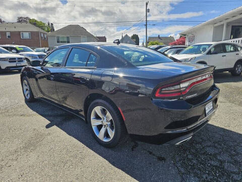 2017 Dodge Charger SXT