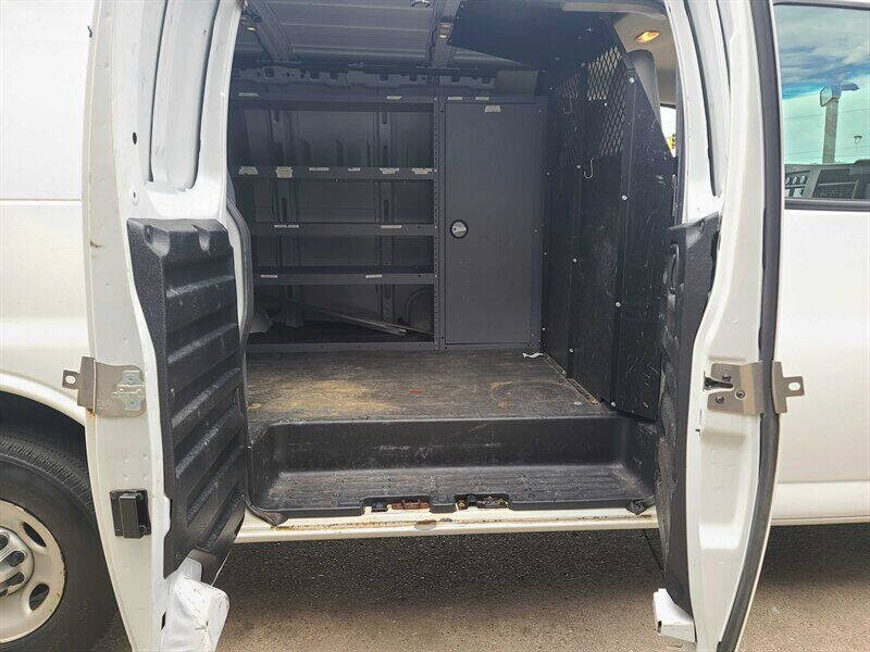 2017 Chevrolet Express 2500