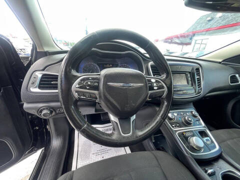 2016 Chrysler 200 Limited