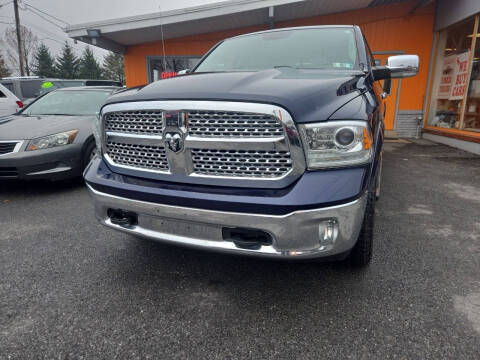 2015 RAM 1500 Laramie
