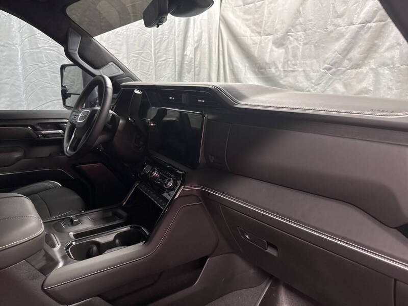 2025 GMC Sierra 2500HD AT4X