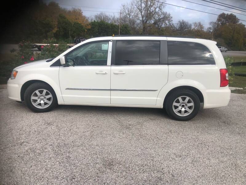 2013 Chrysler Town and Country for sale at Discount Auto in Austin TX