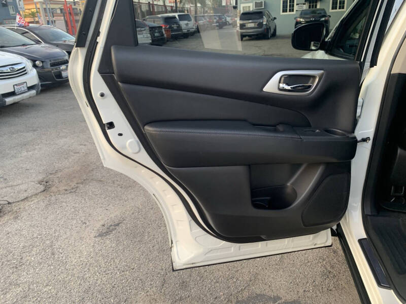 2013 Nissan Pathfinder SL