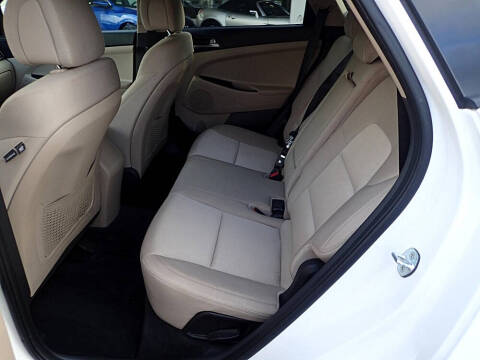 2017 Hyundai Tucson SE