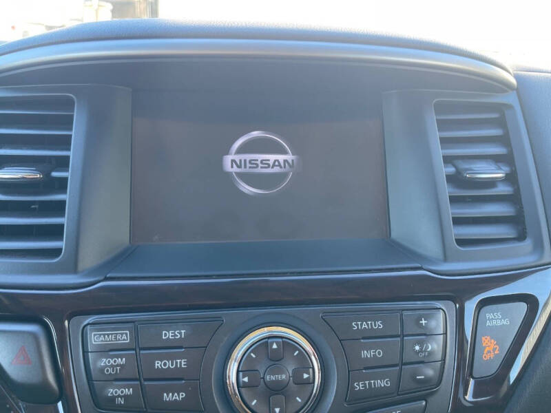 2015 Nissan Pathfinder SL