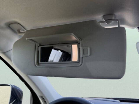 2025 Volvo XC90 T8 Ultra Bright Theme 6P