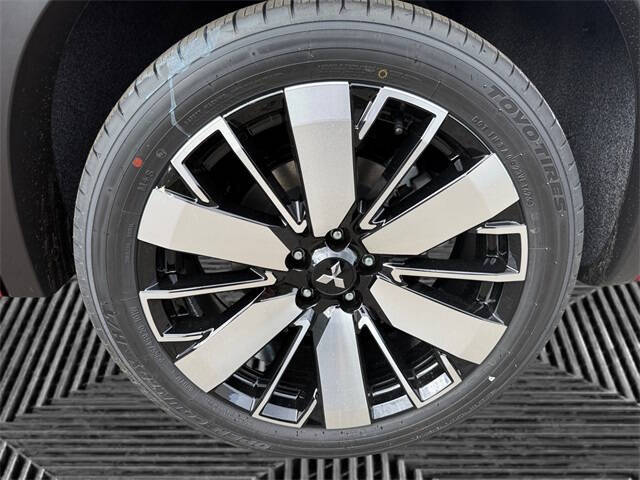 2025 Mitsubishi Outlander SEL