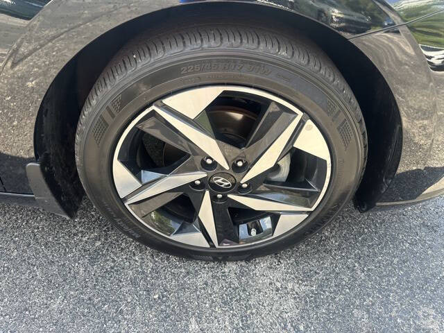 2023 Hyundai Elantra